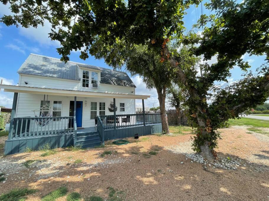 The Paddock House At Blanco Texas Villa Exterior photo